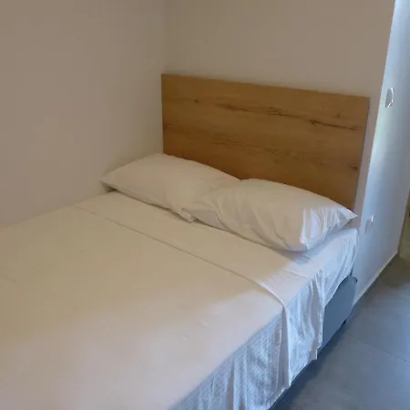 Apartahotel Comfort & Larissa